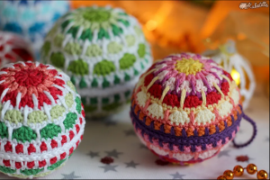 Mandala Christmas Baubles