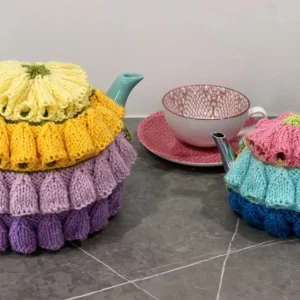 Lupin Tea Cosy 2 & 4-6 Cup